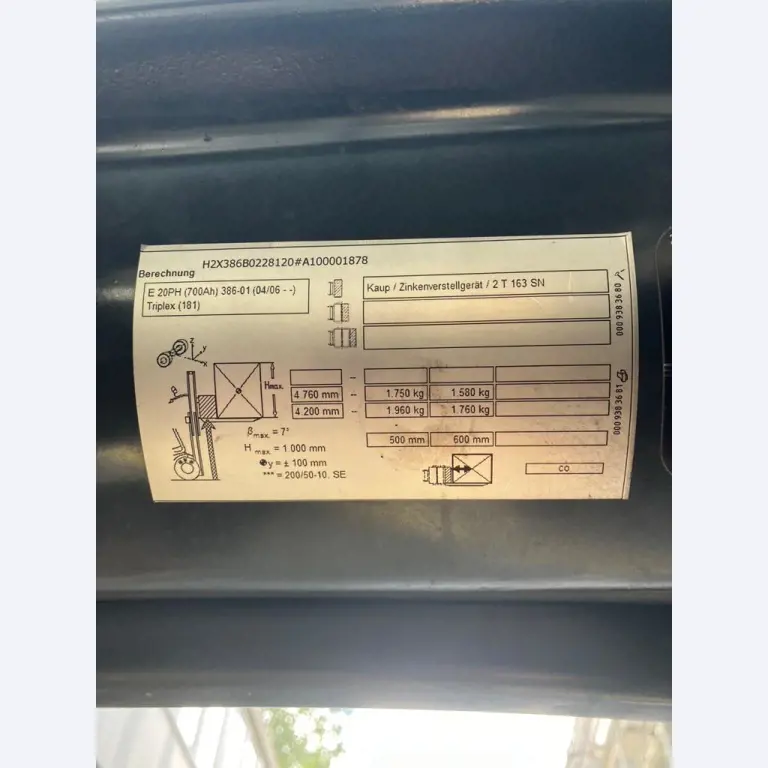 Gepflegte Flurförderfahrzeuge-8