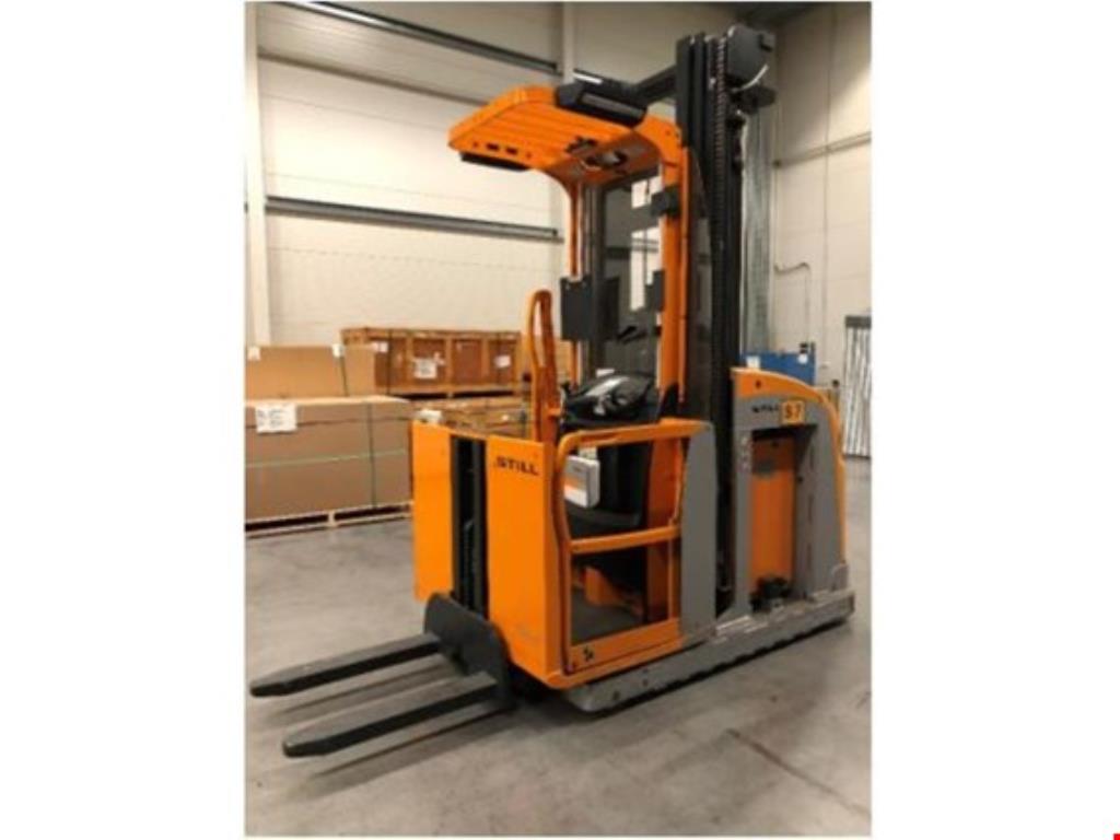 Gepflegte Flurförderfahrzeuge-2