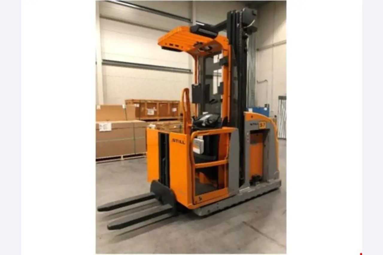 Gepflegte Flurförderfahrzeuge-2