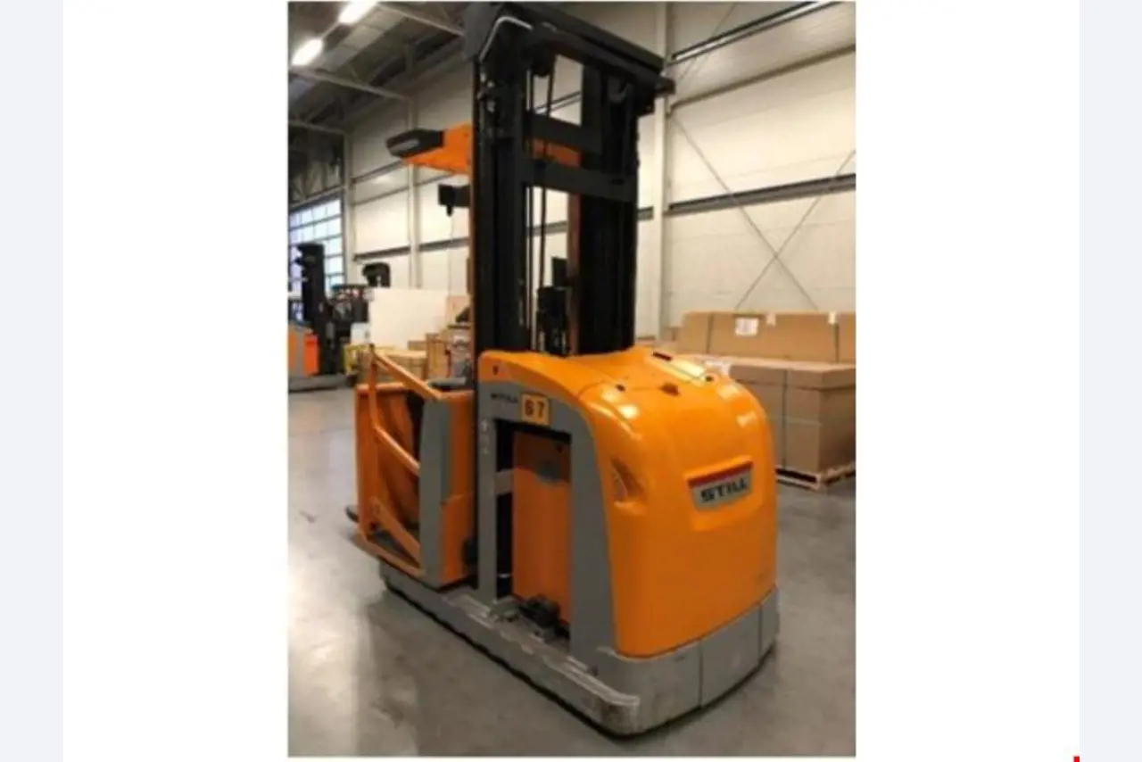 Gepflegte Flurförderfahrzeuge-3