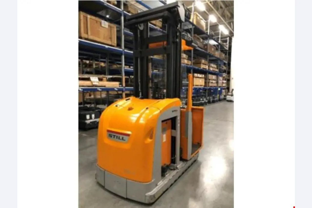 Gepflegte Flurförderfahrzeuge-4