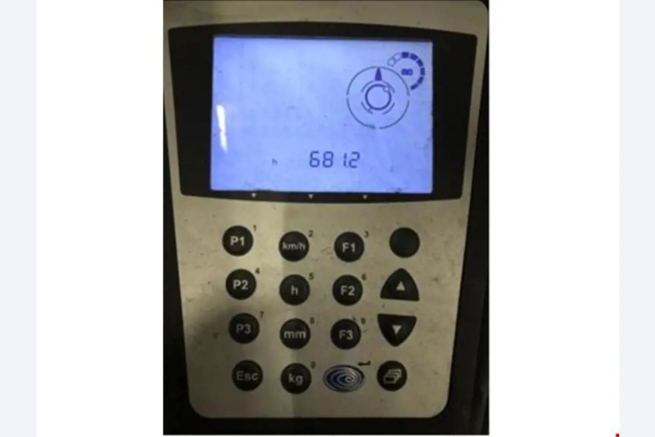 Gepflegte Flurförderfahrzeuge-9