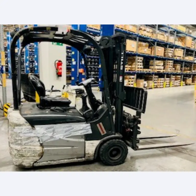 used forklifts and lifting devices-2