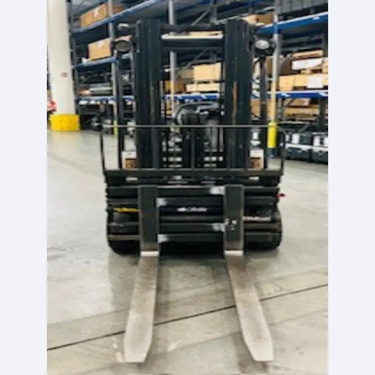 used forklifts and lifting devices-3