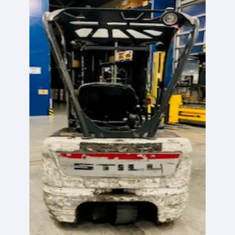 used forklifts and lifting devices-4