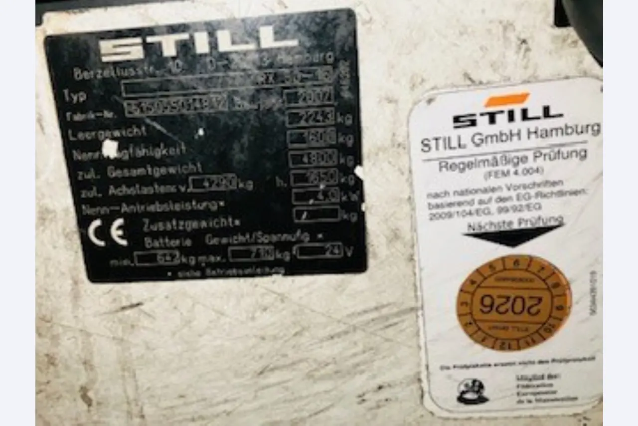 used forklifts and lifting devices-5