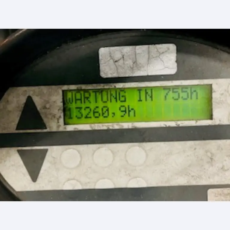 used forklifts and lifting devices-6