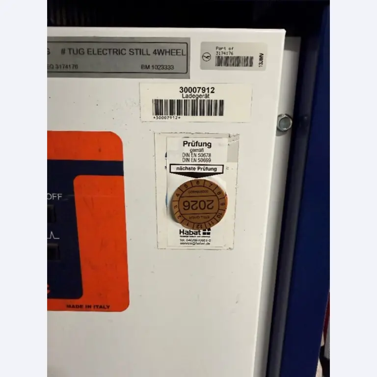 used forklifts and lifting devices-8