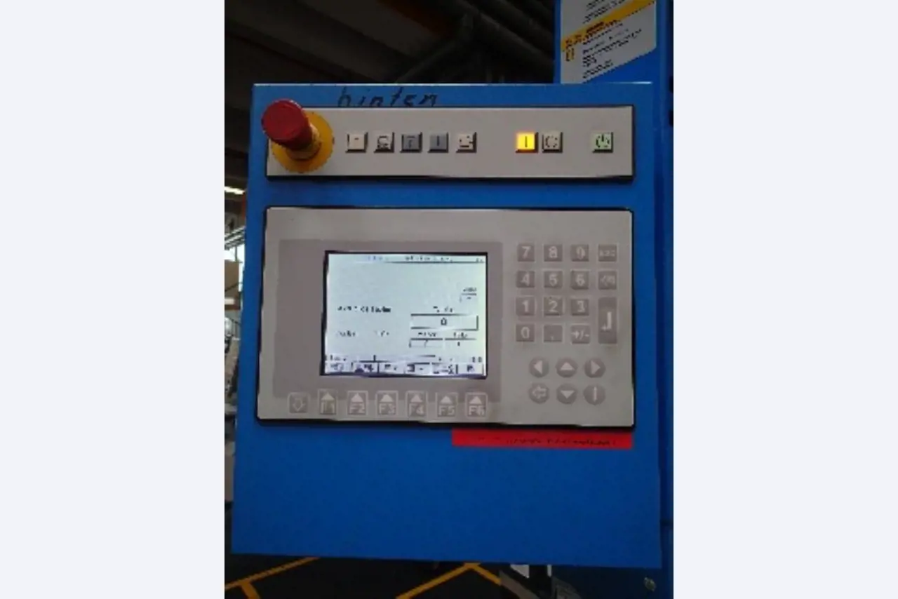 Gepflegte Flurförderfahrzeuge-2