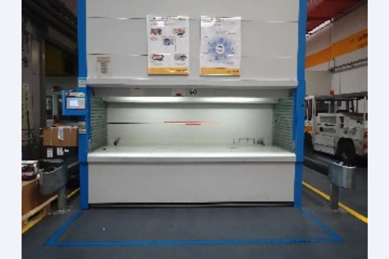 Gepflegte Flurförderfahrzeuge-3