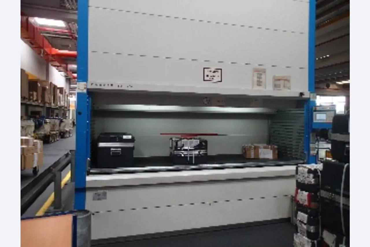 Gepflegte Flurförderfahrzeuge-4