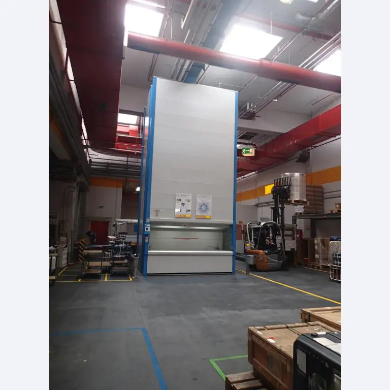 Gepflegte Flurförderfahrzeuge-7