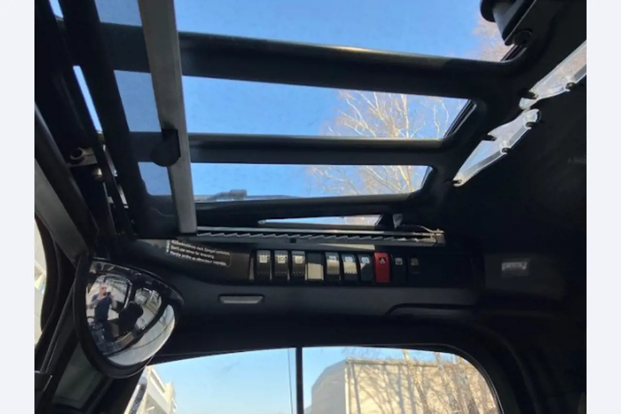 Gepflegte Flurförderfahrzeuge-3