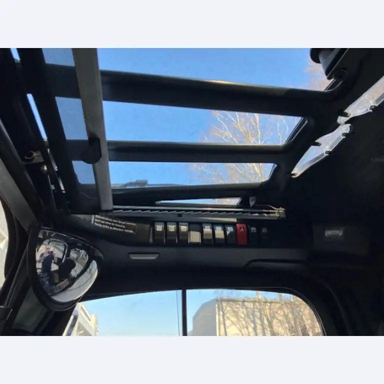 Gepflegte Flurförderfahrzeuge-3