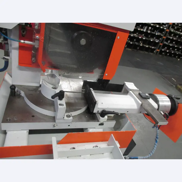 Gepflegte Flurförderfahrzeuge-6