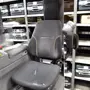 thumbnail-Goed onderhouden industriële trucks-3