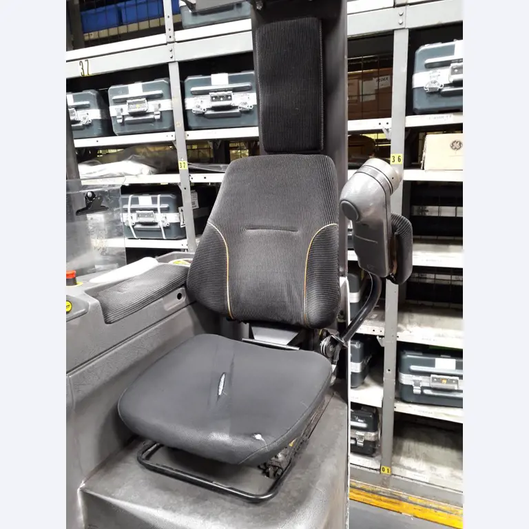 Gepflegte Flurförderfahrzeuge-3