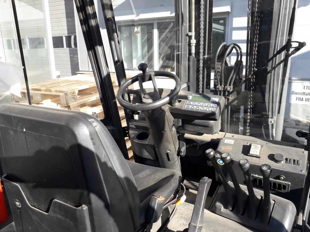 Gepflegte Flurförderfahrzeuge-3