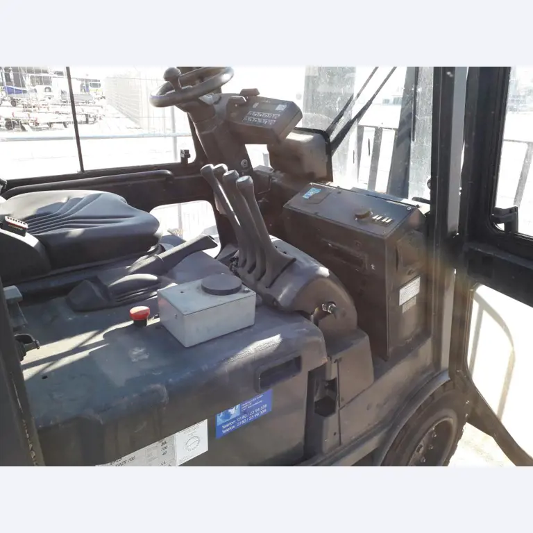 Gepflegte Flurförderfahrzeuge-5