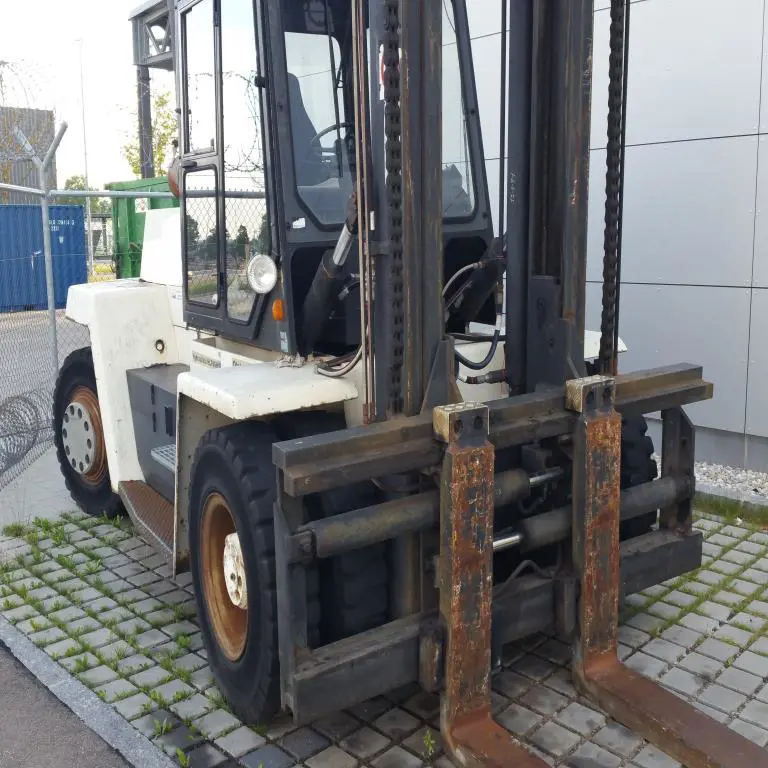 CLARK DPL136 Dieselgabelstapler Clark DPL136