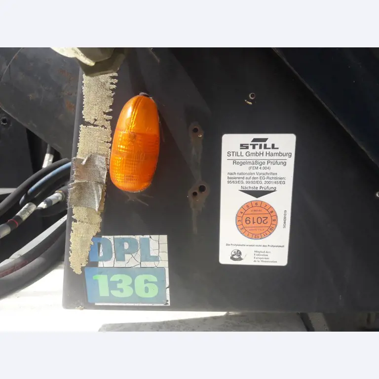 Gepflegte Flurförderfahrzeuge-10