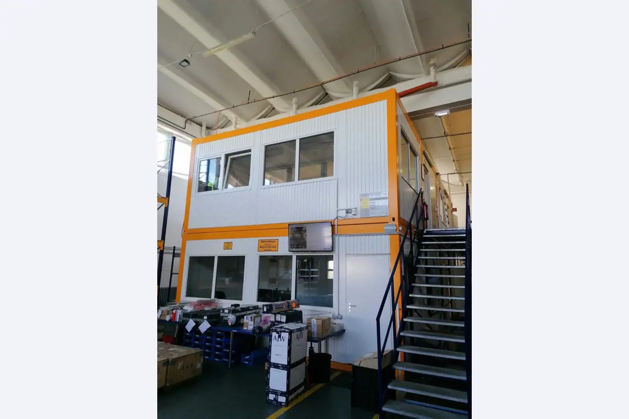 Gepflegte Flurförderfahrzeuge-1