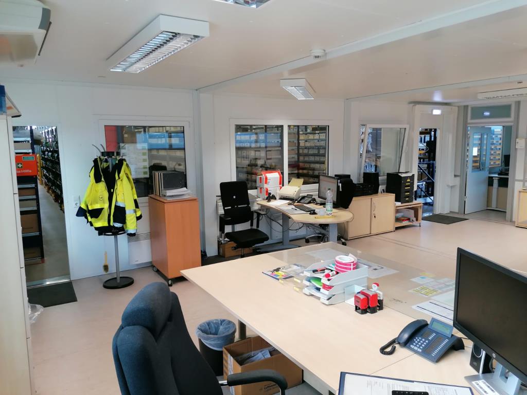 Gepflegte Flurförderfahrzeuge-17