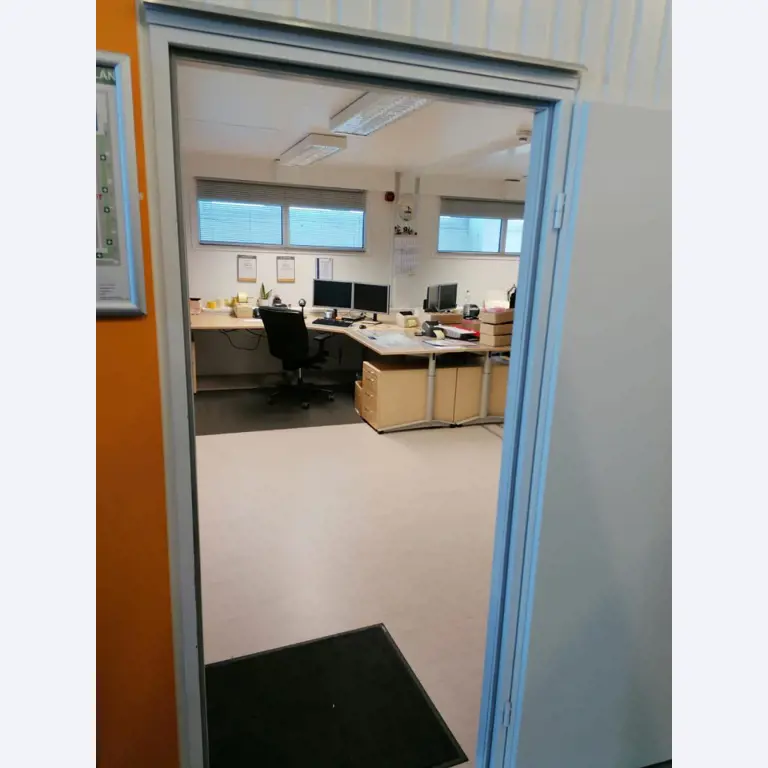 Gepflegte Flurförderfahrzeuge-20