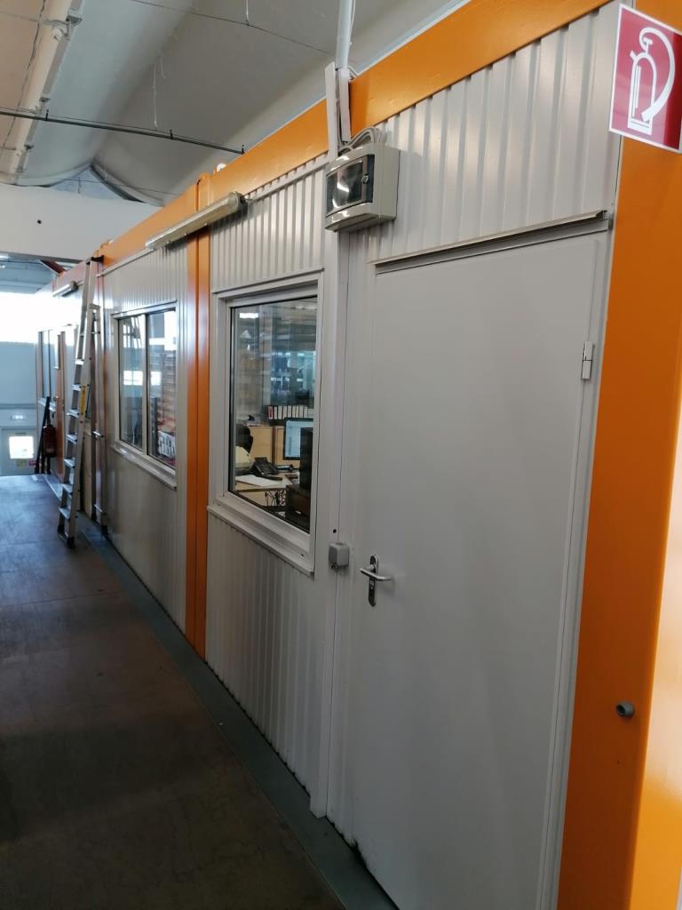 Gepflegte Flurförderfahrzeuge-23