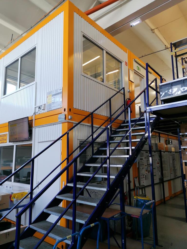 Gepflegte Flurförderfahrzeuge-24