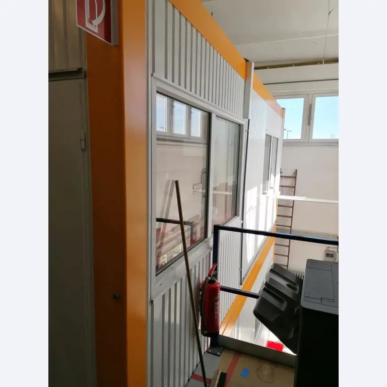 Gepflegte Flurförderfahrzeuge-38