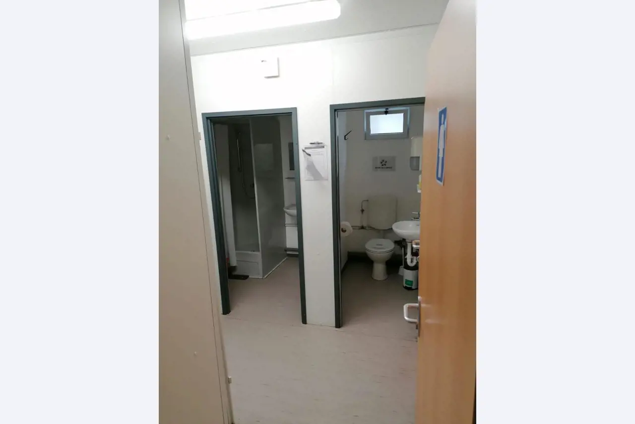 Gepflegte Flurförderfahrzeuge-40