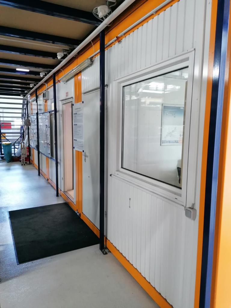 Gepflegte Flurförderfahrzeuge-6