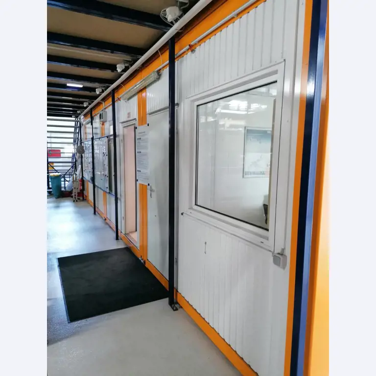 Gepflegte Flurförderfahrzeuge-6