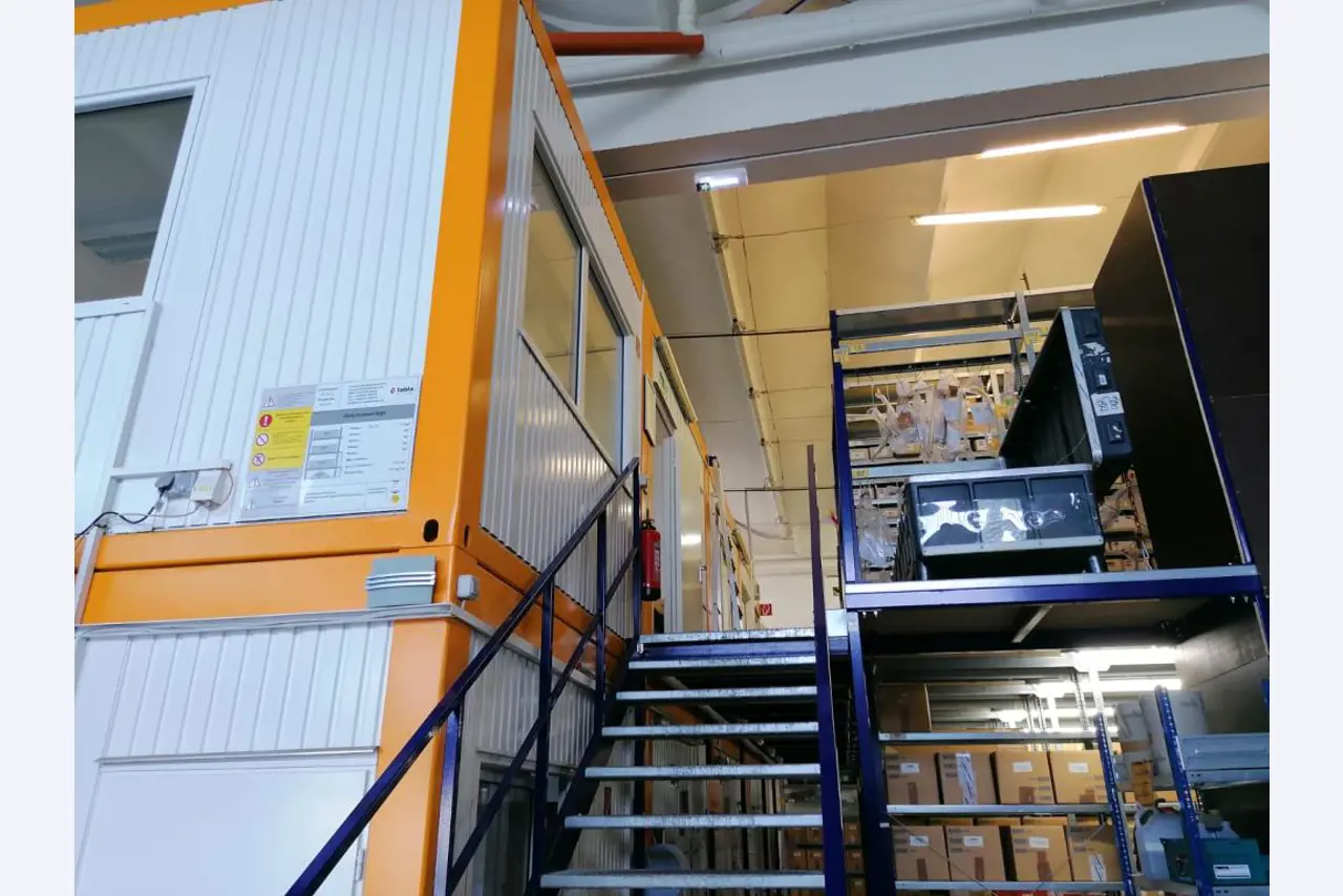 Gepflegte Flurförderfahrzeuge-7