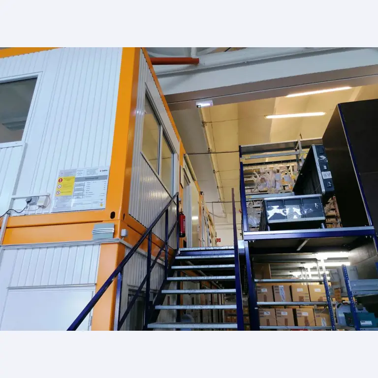 Gepflegte Flurförderfahrzeuge-7