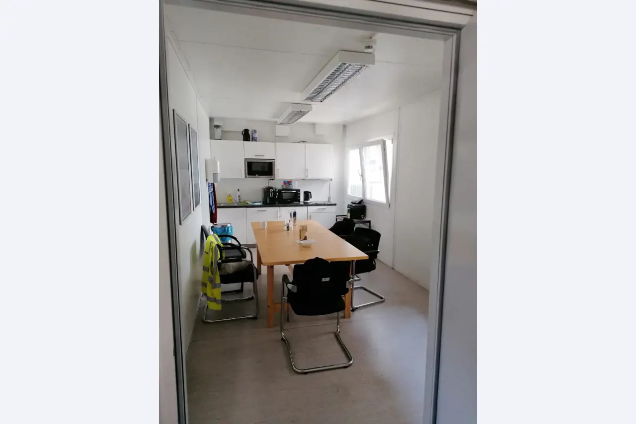 Gepflegte Flurförderfahrzeuge-10