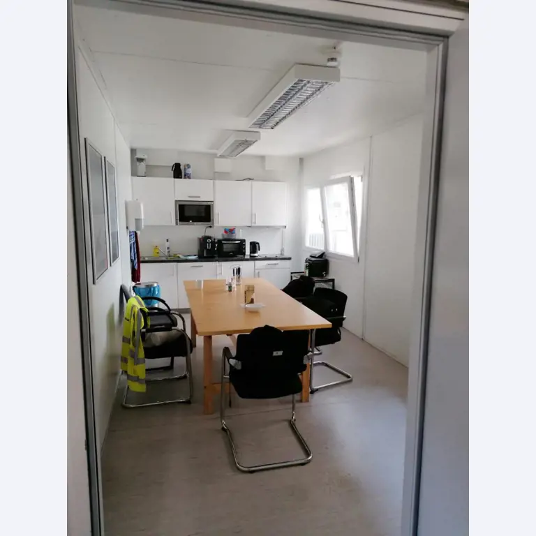 Gepflegte Flurförderfahrzeuge-10