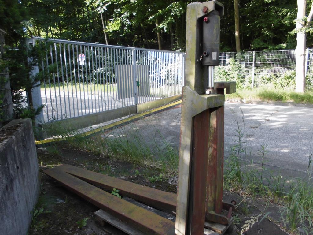 Gepflegte Flurförderfahrzeuge-3