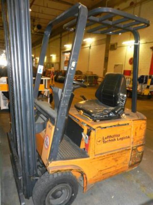 Gepflegte Flurförderfahrzeuge-1