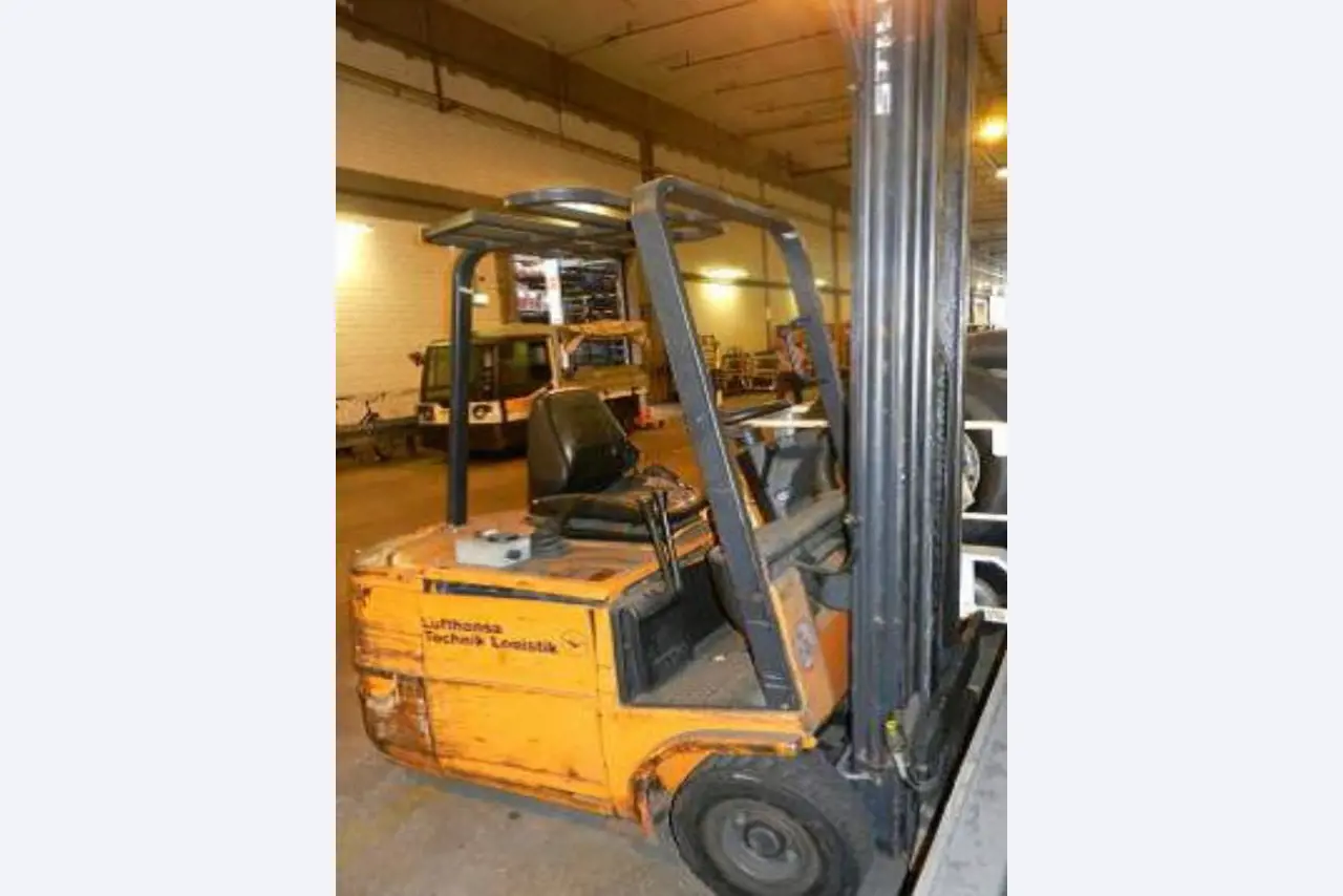 Gepflegte Flurförderfahrzeuge-3