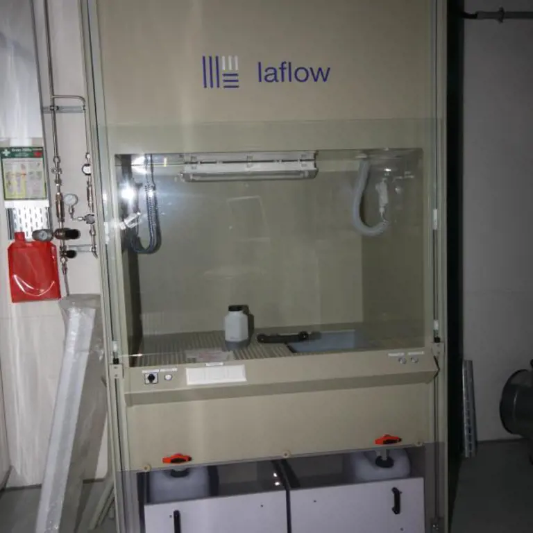 fume cupboard (No. 12629-1205/1) Laflow