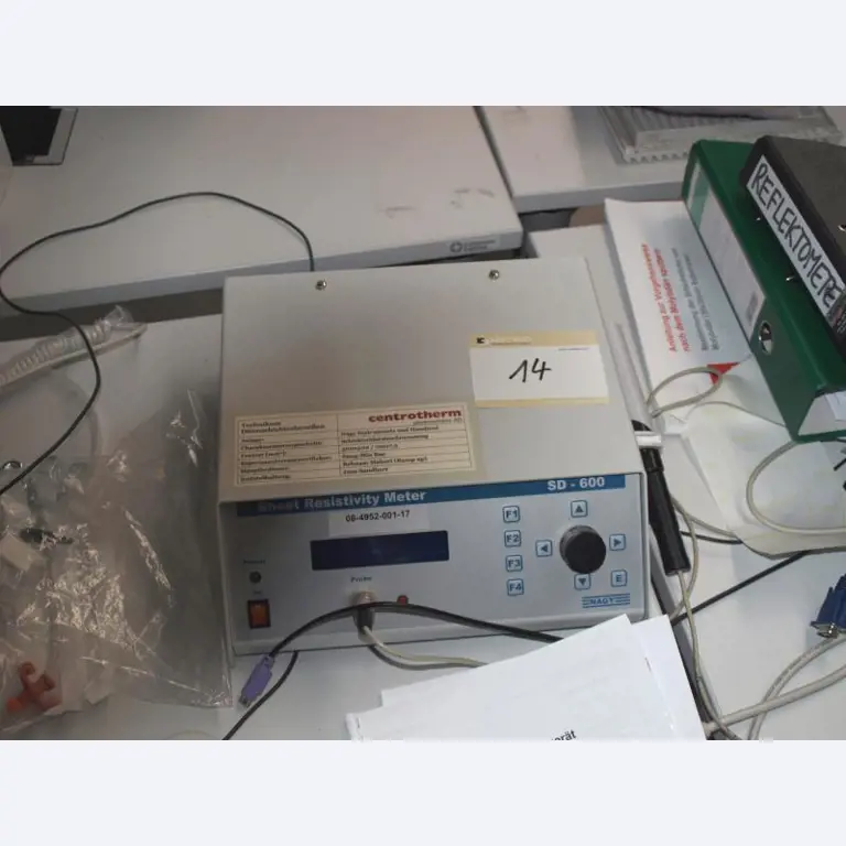 Machines photovoltaïques<br>d'un fabricant de panneaux photovoltaïques renommé <br>(prix sur demande)
-1