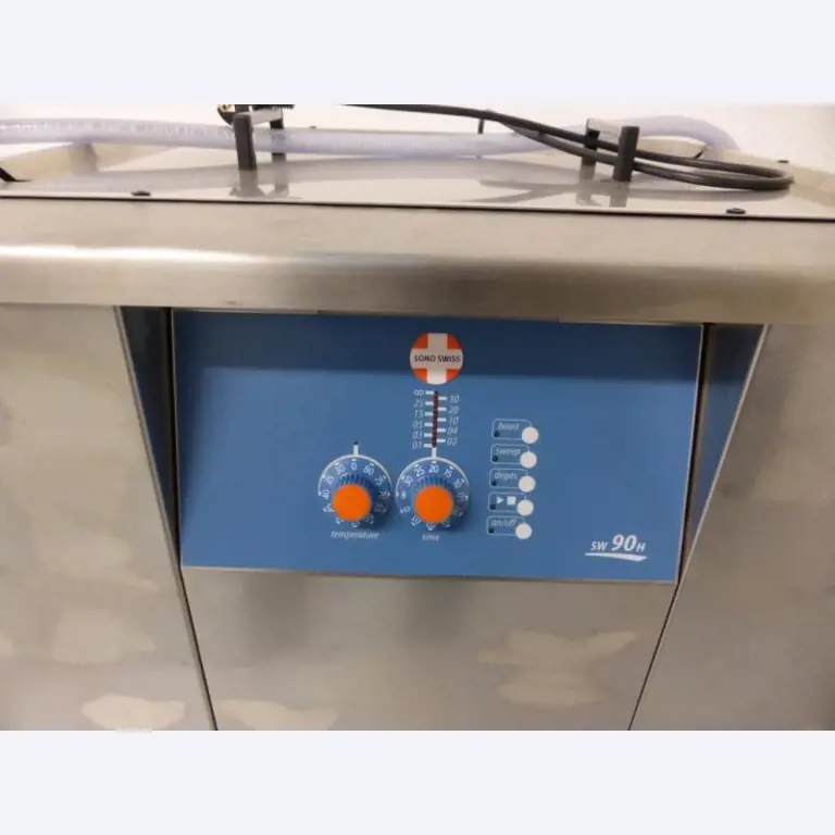 Photovoltaik Maschinen<br>eines renommierten Photovoltaikherstellers <br>(Preis auf Anfrage)
-3