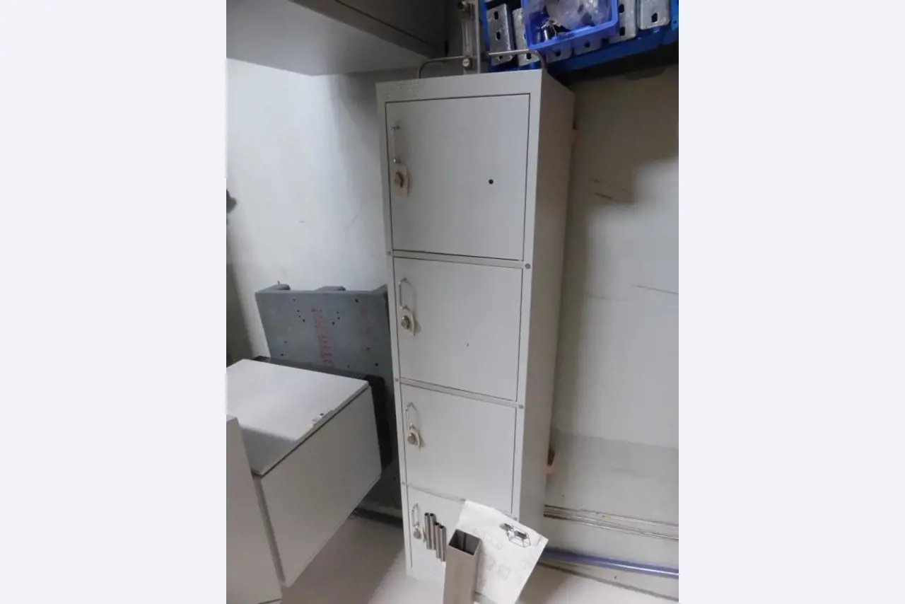 Machines photovoltaïques<br>d'un fabricant de panneaux photovoltaïques renommé <br>(prix sur demande)
-2