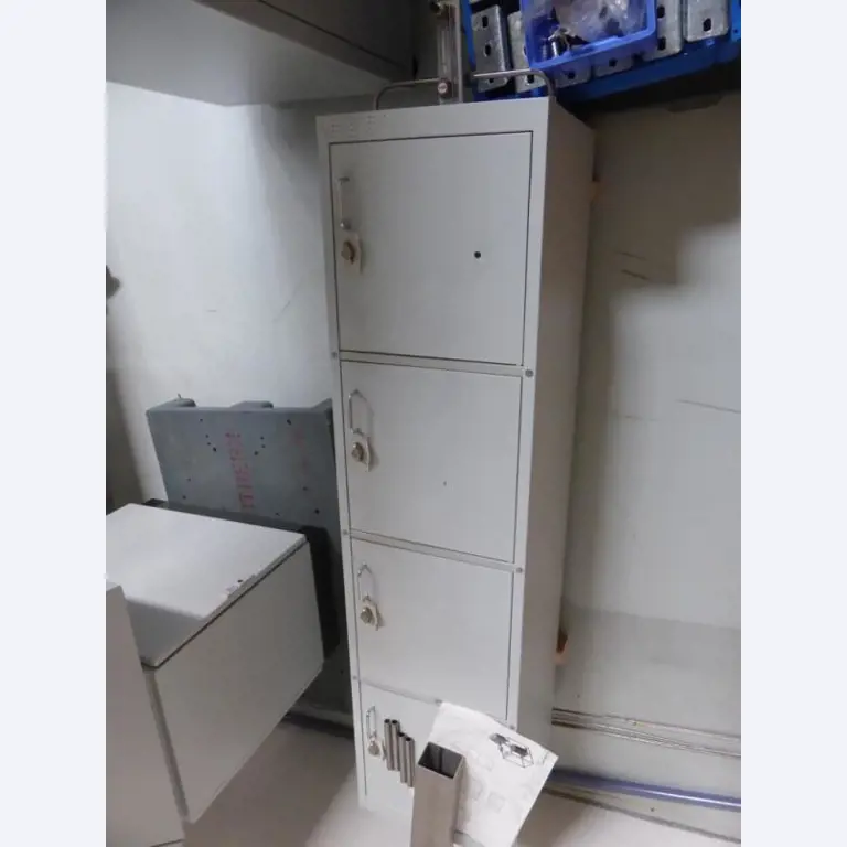 Machines photovoltaïques<br>d'un fabricant de panneaux photovoltaïques renommé <br>(prix sur demande)
-2