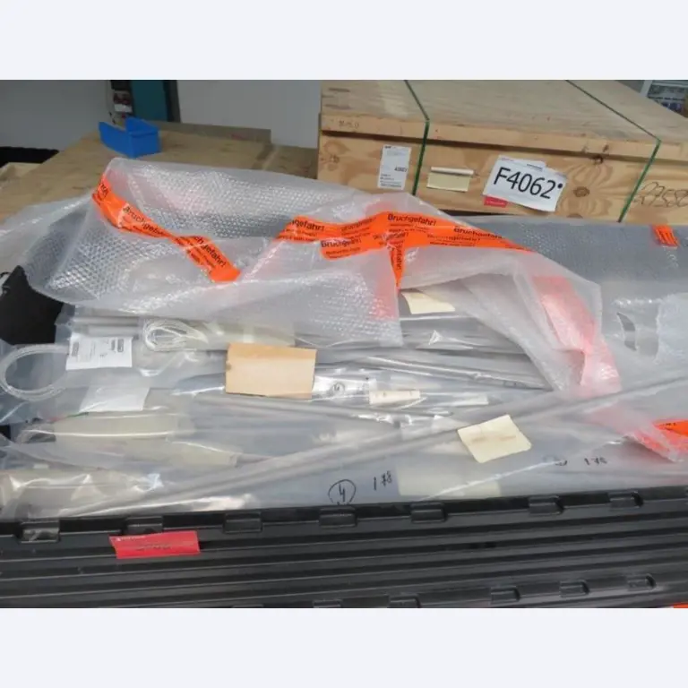 Machines photovoltaïques<br>d'un fabricant de panneaux photovoltaïques renommé <br>(prix sur demande)
-1