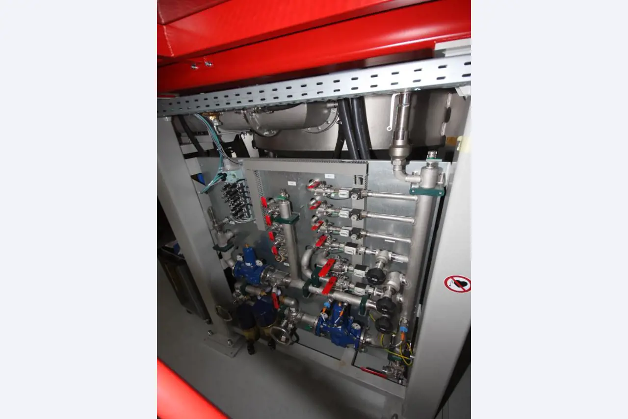 photovoltaic machinery and equipment <br> by a renowned photovoltaic manufacturer <br>(price on request)-6