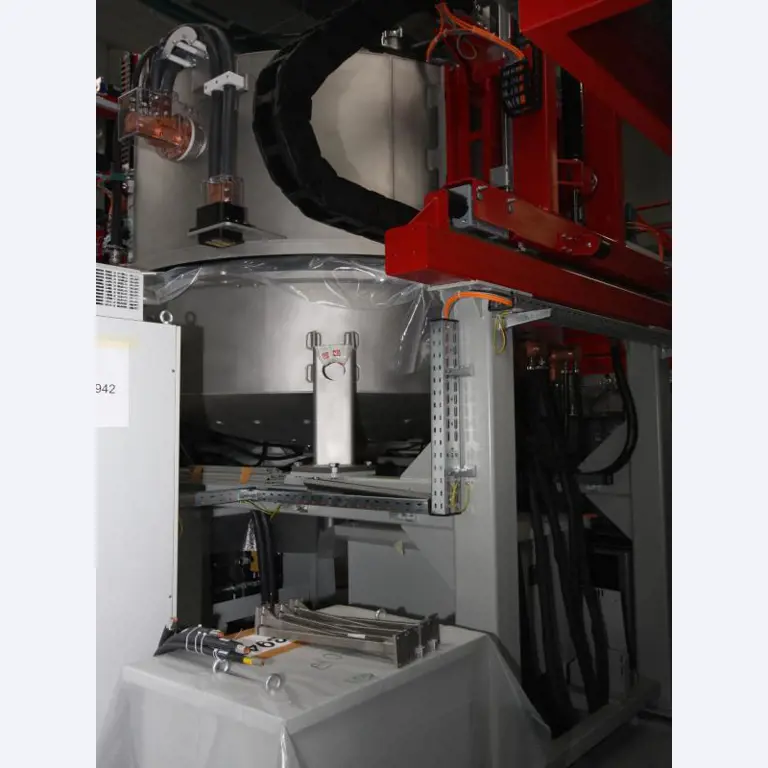 Machines photovoltaïques<br>d'un fabricant de panneaux photovoltaïques renommé <br>(prix sur demande)
-1