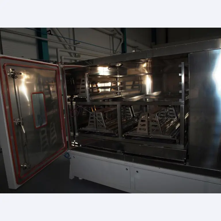 Photovoltaik Maschinen<br>eines renommierten Photovoltaikherstellers <br>(Preis auf Anfrage)
-2